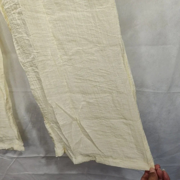 Pretty Little Things Pants Trouser Wide Women Size 4 Cream Textured Sheer NEW - Picture 2 of 8